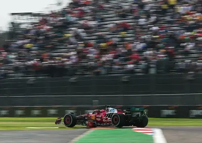 Scuderia Ferrari HP su X
