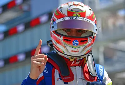Il pilota brasiliano ottiene la quarta pole position stagionale, davanti a Tsolov e Van Hoepen