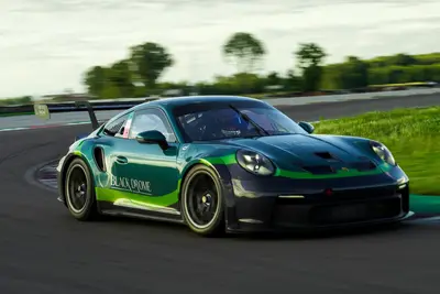 La Porsche 992 GT3 Cup del team Black Drome affidata a Levy, Segattini e Sonzogni.