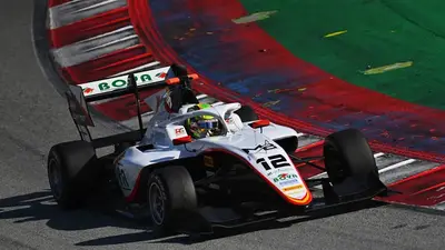 Mari Boya in pista per il team Campos Racing ai test di Barcellona di F3