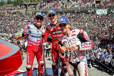 Da sinistra: Marquez, Bagnaia e Martin sul podio del GP di Catalunya | Credits: MotoGP (via Facebook)