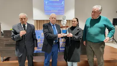 Riconoscimento a Peppe Sarlo