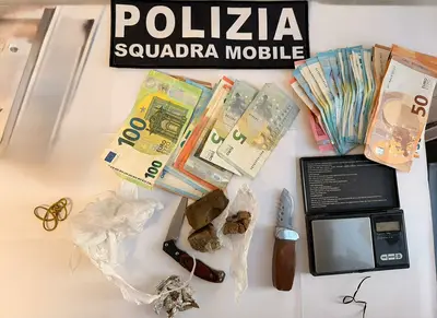 Il materiale sequestrato