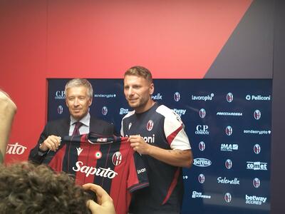 Immobile insieme a Fenucci durante la conferenza di presentazione