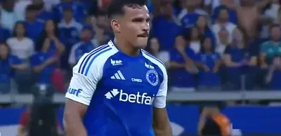 Kaiki Bruno, défenseur