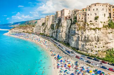 Tanti turisti a Tropea