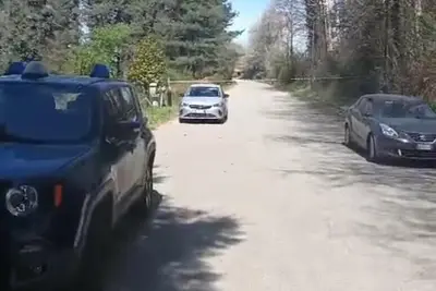 Carabinieri sul luogo del delitto