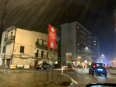 La pioggia cade copiosa su Cosenza