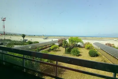 vista aeroporto reggio calabria