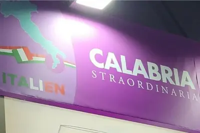 stand calabria straordinaria fiera delle vacanze vienna
