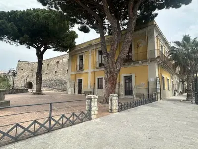 Ex Casa del fascio ad Ardore