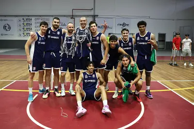 La Pirossigeno basket Cosenza