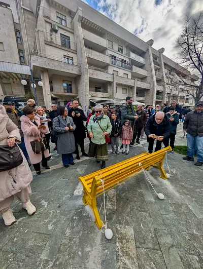 La panchina in memoria di Giulio Regeni