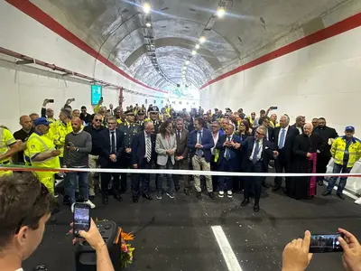 L'inaugurazione della galleria