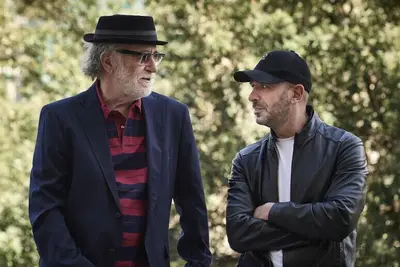 De Gregori e Zalone
