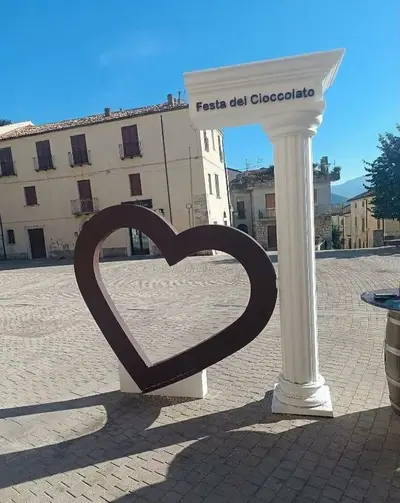 Piazza Bianco centro storico di Montalto Uffugo