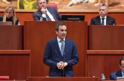 Roberto Occhiuto in consiglio regionale