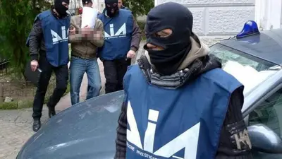 Agenti della Direzione investigativa antimafia
