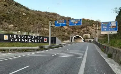 Strada provinciale che porta a Catanzaro