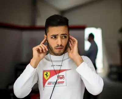 Il pilota Antonio Fuoco