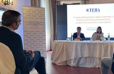 Occhiuto alla conferenza di Falernajpeg