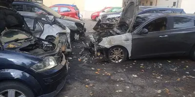 Auto incendiate a Cosenza