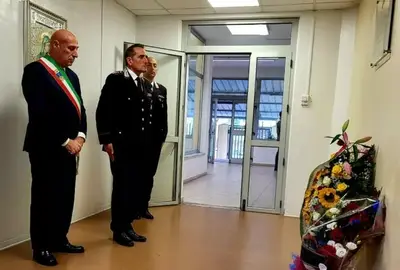 L'omaggio del sindaco di Crotone ai carabinieri