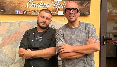 Porcopo' (a destra), con uno dei suoi collaboratori