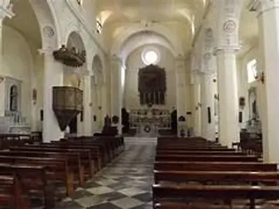 Bonifati, parroco aggredito dopo la messa