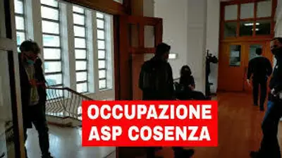 Occupazione simbolica Asp Cosenza