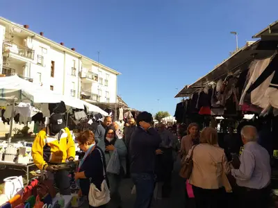 Un momento della Fiera nel centro storico di Trebisacce