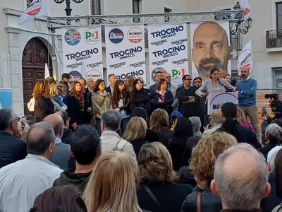 Il comizio