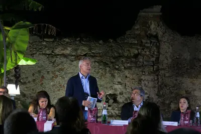 Presentazione di Calici sotto le Stelle