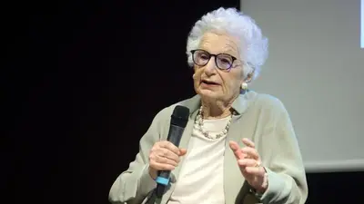 Liliana Segre insultata