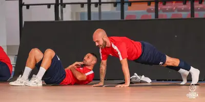 De Brasi e capitan Marchio in allenamento (foto Michele De Marco)