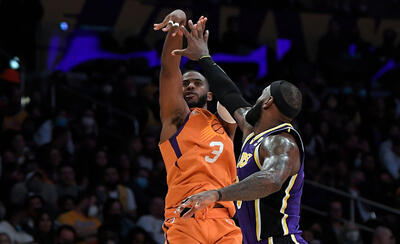 Kevork Djansezian / Getty Images