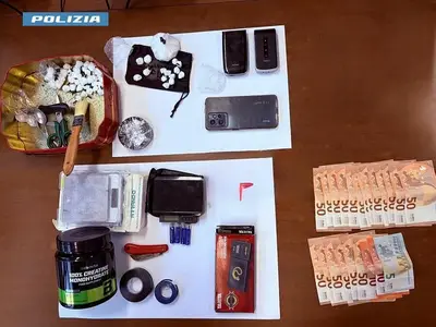 materiale sequestrato