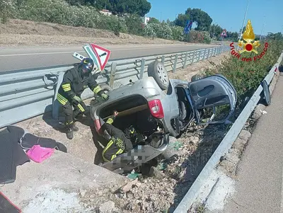 auto ribaltata