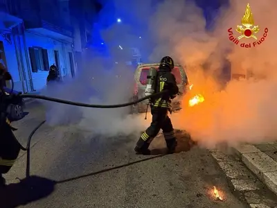 incendio auto