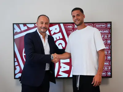 Meroni assieme al presidente Salerno