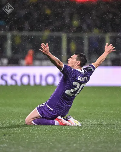 Belotti, crediti foto profilo ufficiale Facebook Fiorentina