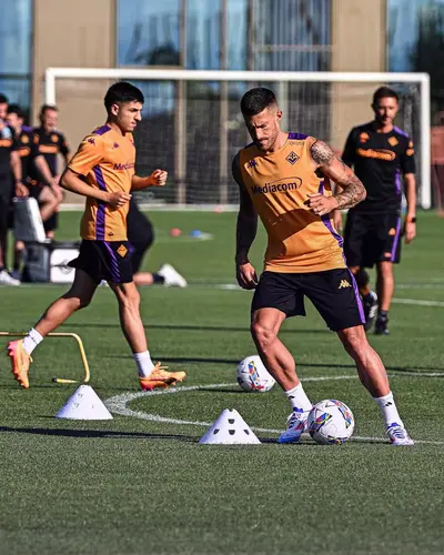 Parisi e Biraghi, foto profilo Facebook ACF Fiorentina