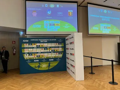 Calciomercato Mercato (ph. Fiorentinauno)