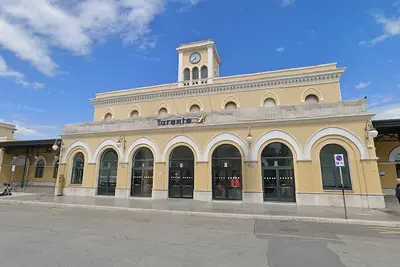 stazione taranto
