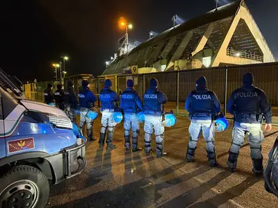 polizia al via del mare di lecce
