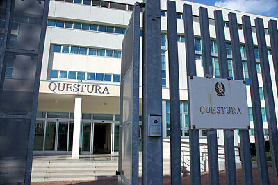 questura taranto