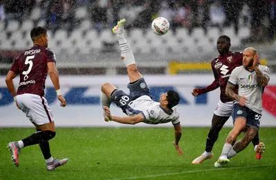 Torino Inter, rovesciata di Mehdi Taremi