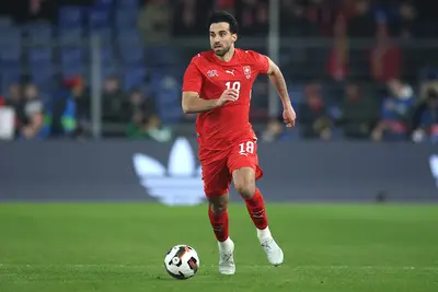 Eray Cömert in azione con la maglia della Svizzera