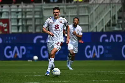 Gvidas Gineitis in azione di gioco con il Torino nel mirino del Celtic Glasgow per il calciomercato