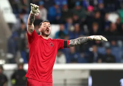 Wladimiro Falcone of US Lecce reacts during the Serie A match between Atalanta BC and US Lecce at Gewiss Stadium on April 27, 2025 in Bergamo, Italy.